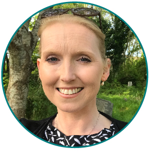 Dr Jo Daniels